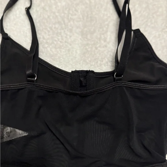 Black Mesh Lace corset like top- Size S - Picture 3 of 6